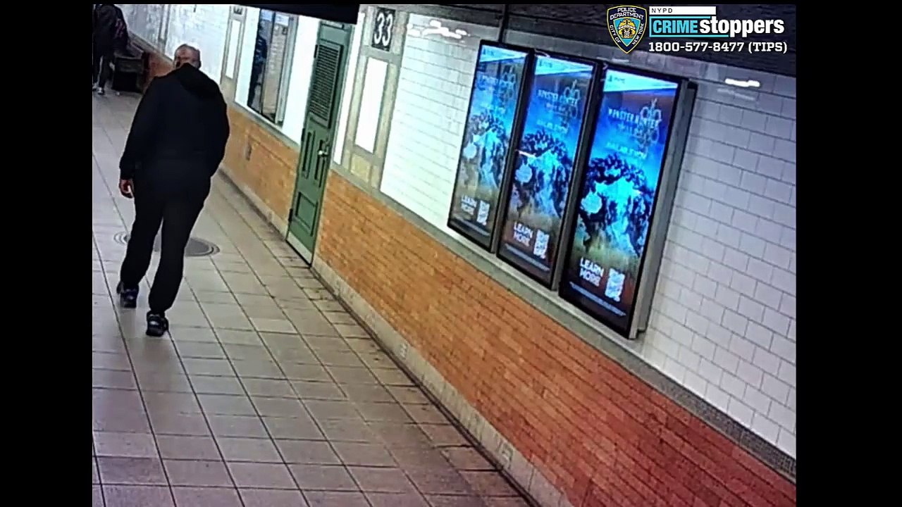 Man wanted for repeatedly punching Manhattan subway rider, 67, in face