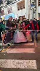 Encesa i crema de la millor falla infantil