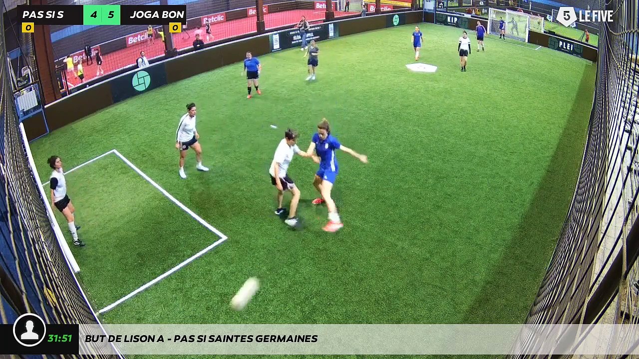 But de Lison A - Pas Si Saintes Germaines