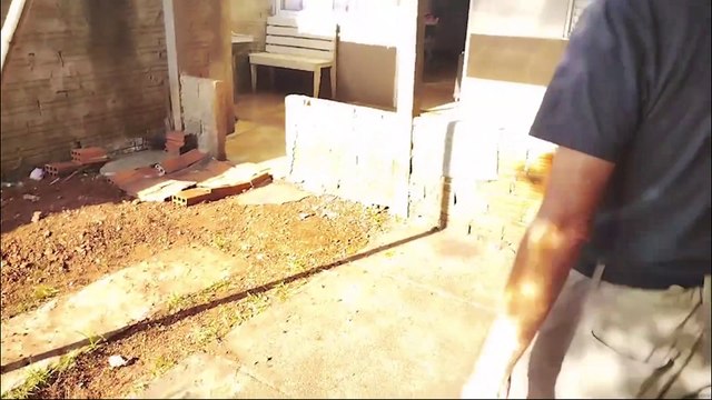 Indignação: crianças são retiradas de família no Riviera e vizinhos ficam revoltados