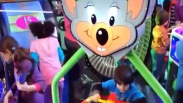 Chuck E. Cheese’s 2000's Commercials