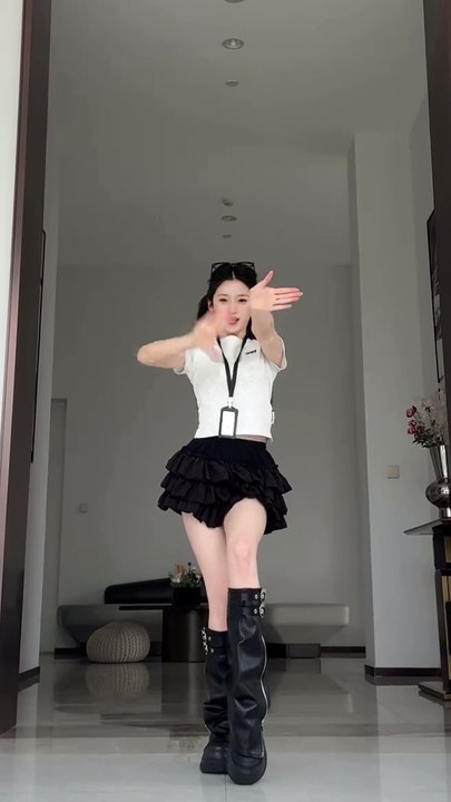 Hwang Yeji  explodes, explodes, air's new song sou