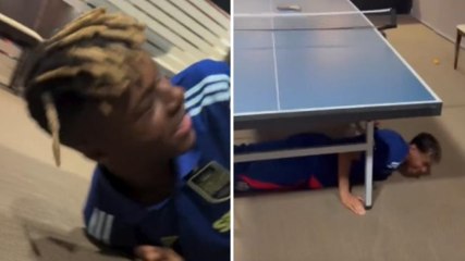 Nico Williams-Yamal, sfida a pingpong tutta da ridere: chi perde passa sotto al tavolo!