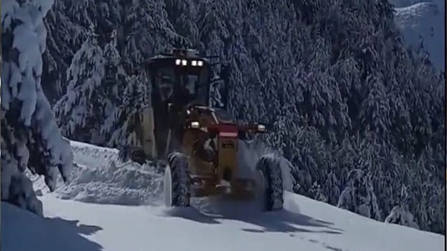 Amasya’da 47 köy yolu, kardan kapalı