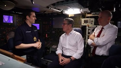 Keir Starmer makes rare visit to Vanguard nuclear submarine in show of strength