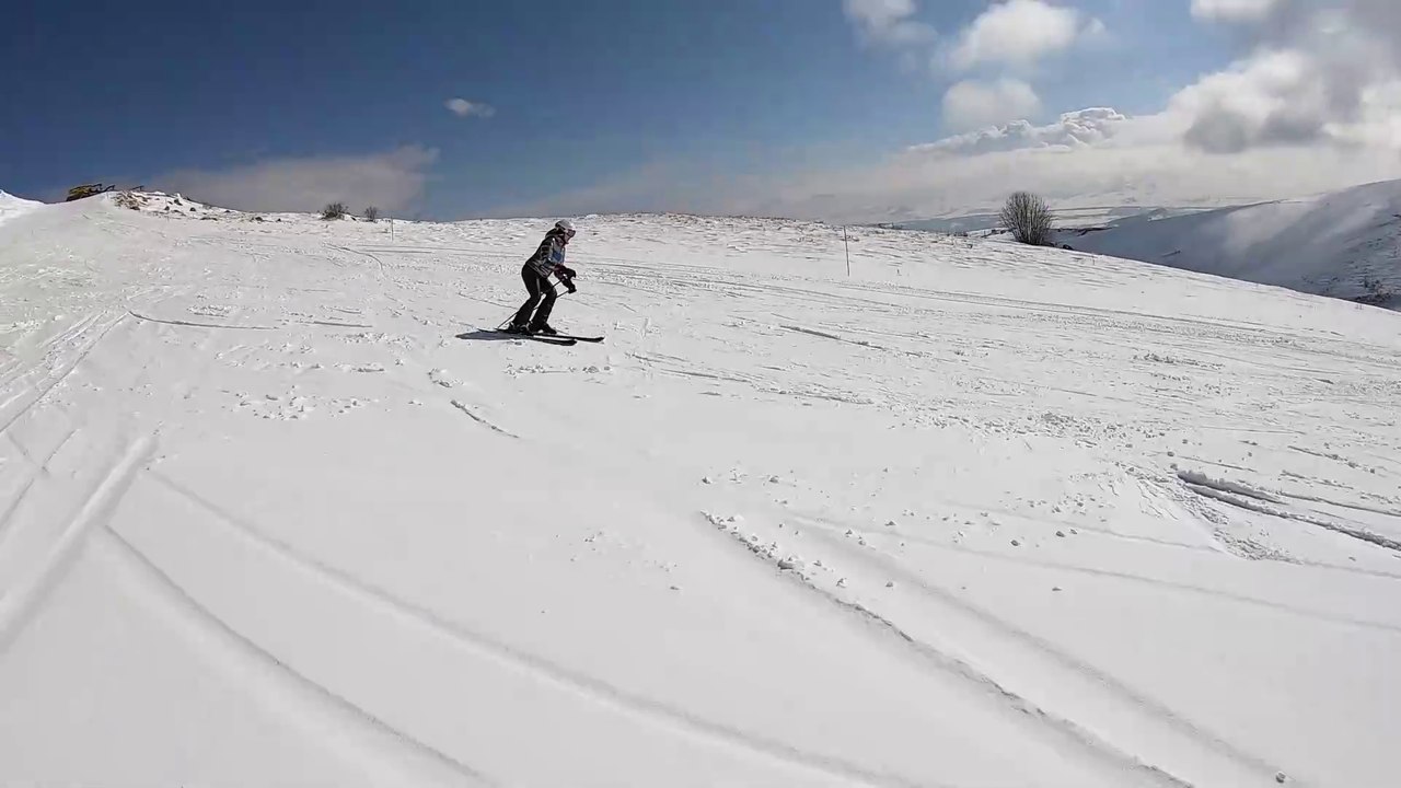 Tina: Lielingspiste Presidental Run Teghenis/Tsaghkadzor, Armenien.