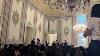 İmamoğlu ile birlikte diploması iptal edilen profesöre öğrencilerinden destek