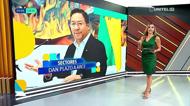 Pese a que persisten las filas en los surtidores, YPFB dice que los despachos de combustibles ya subieron al 100%