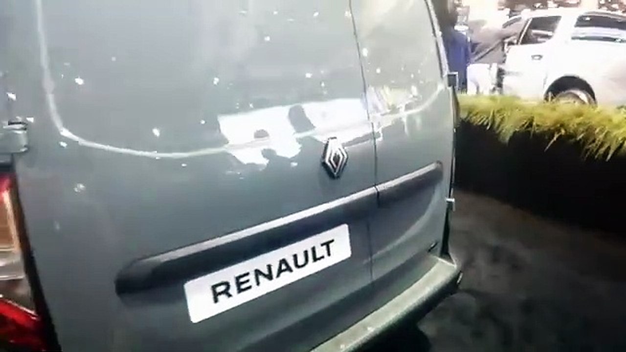RENAULT KANGOO E TECH SALON DE BRUXELLES 2025