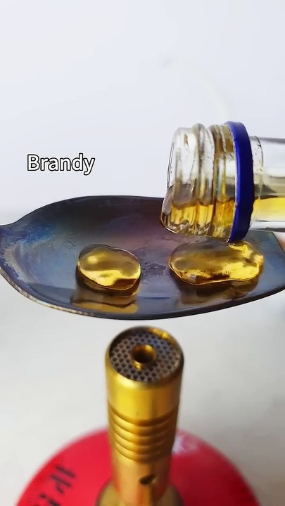 Brandy_Vs_Hot_Spoon_#experiment_#satisfying_#shorts(720p)