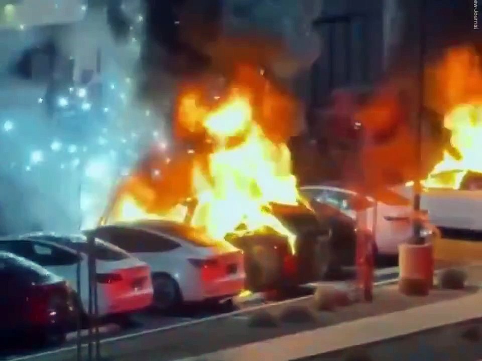 Teslas set on fire in Las Vegas