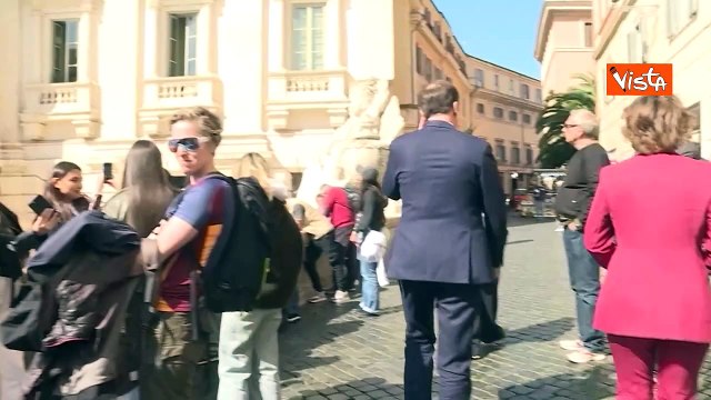 La Commissaria europea per l'ambiente Roswal visita la fontana di Trevi a Roma
