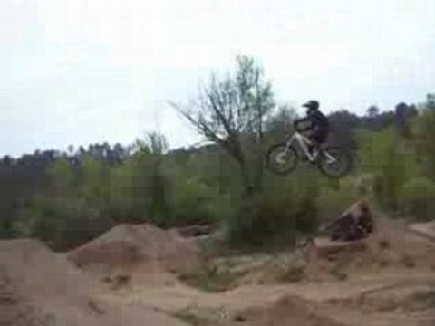 Gamelle de Corentin au champs de bosse du Muy!