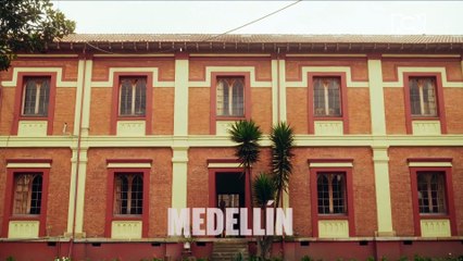 Otilia se deprime al saber que su hija escapó del orfanato | Darío Gómez