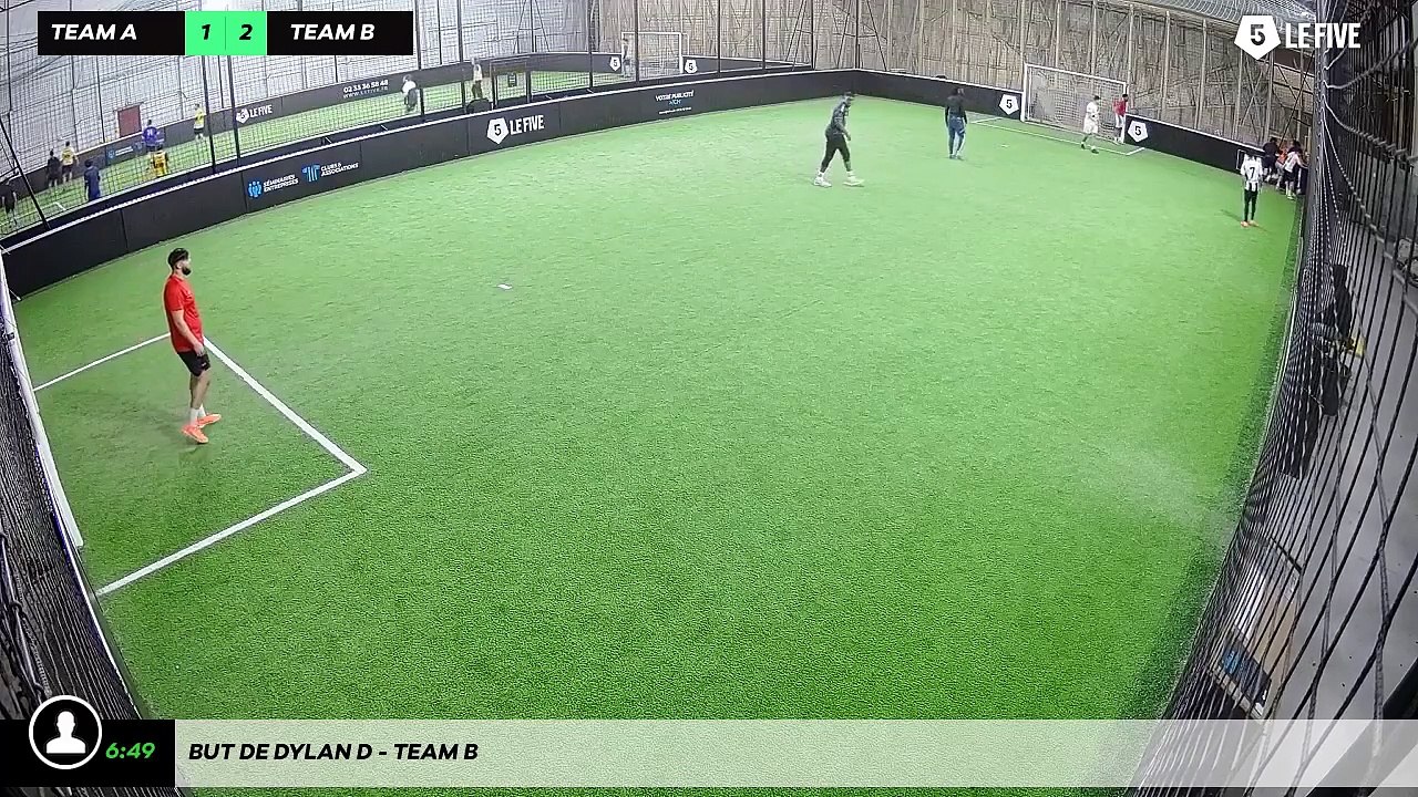 But de Dylan D - Team B