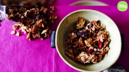 Granola coco, banane, amandes et chunk de chocolat