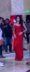 Jhanvi Kapoor Stunning Arrives At News18 Showsha Reel Awards 2025#janhvikapoors#celebritieslook
