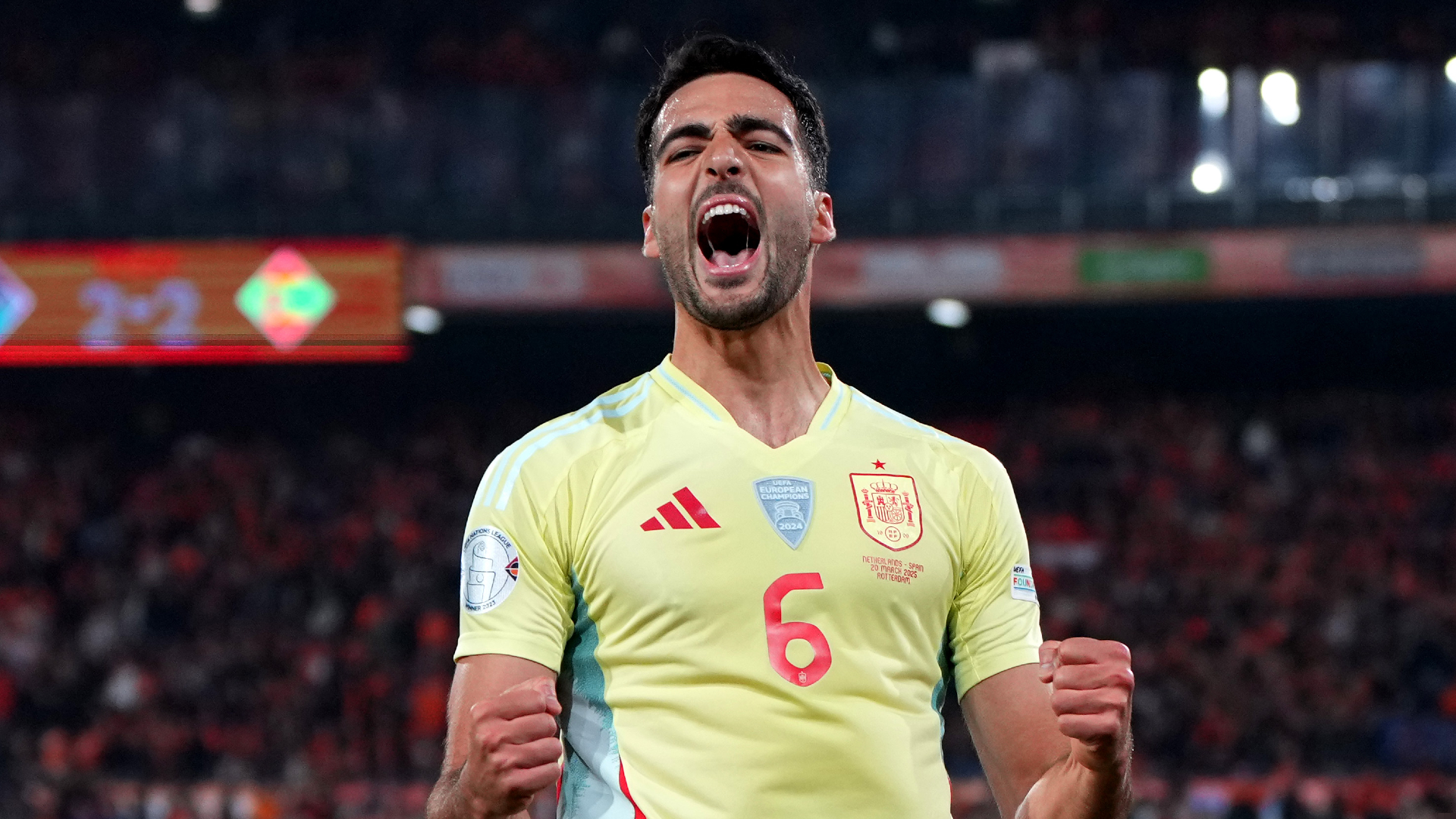Spain force draw against 10-man Netherlands