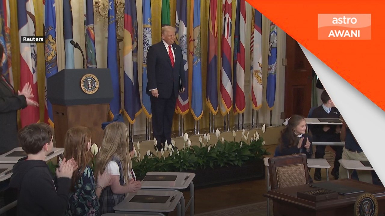 Trump tandatangani perintah eksekutif kurangkan peranan Jabatan Pendidikan