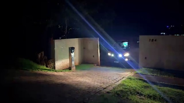 Idoso sofre queda de quatro metros em casa de apoio e é socorrido pelo Siate