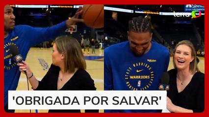 Jogador da NBA salva repórter de bolada durante entrevista