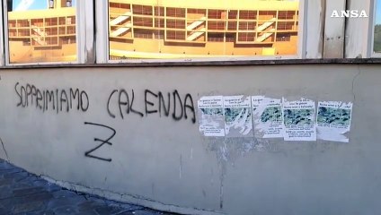 Genova, scritte con minacce a Picierno e Calenda sui muri di un liceo