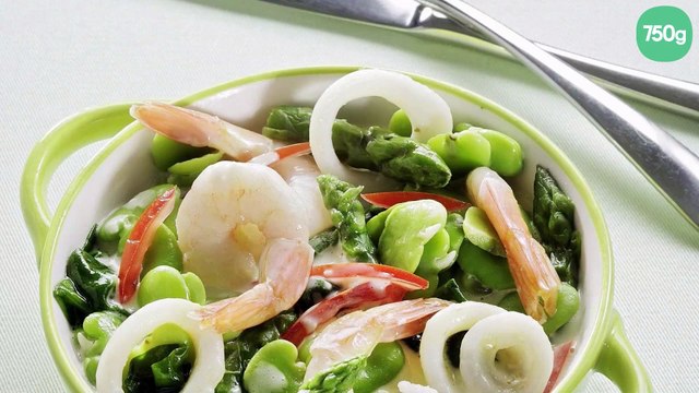 Cocottes de calamars et crevettes sautées aux légumes verts