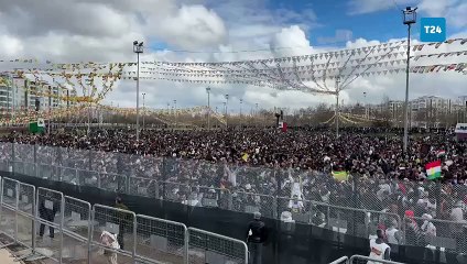 Diyarbakır’da Nevruz coşkusu yoğun güvenlik önlemleriyle başladı