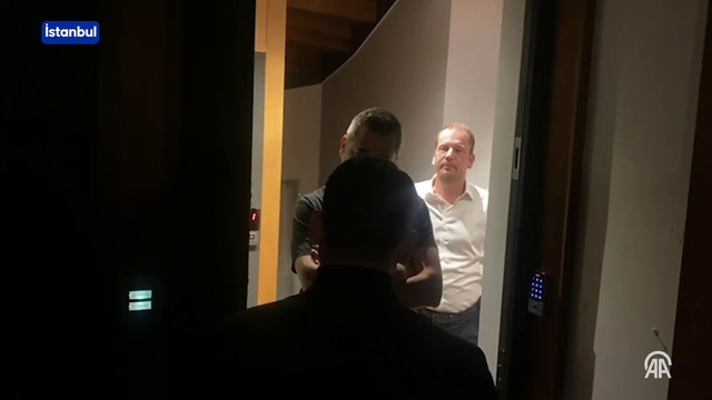 İBB Medya AŞ Yönetim Kurulu Başkanı Murat Ongun'un gözaltına alındığı anlar kamerada