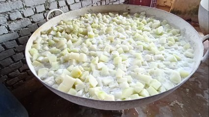 VIDEO: अलवर में भी यहां बन रहा पेठा, हर दिन 6 क्विंटल सप्लाई... लगातार बढ़ रही मांग