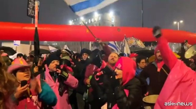 Netanyahu silura Ronen Bar, capo servizi segreti: proteste di piazza