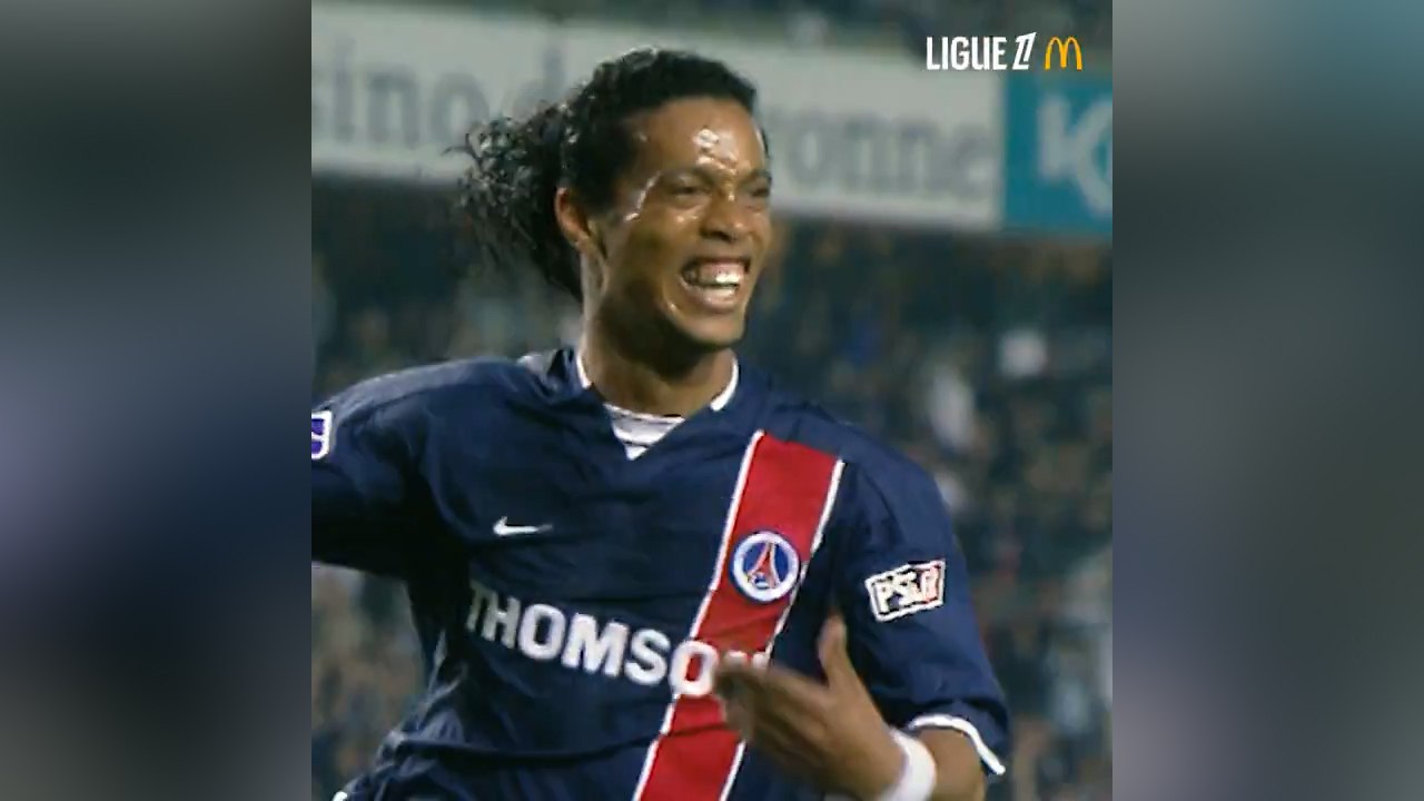 10 minutos mágicos de Ronaldinho en el PSG 