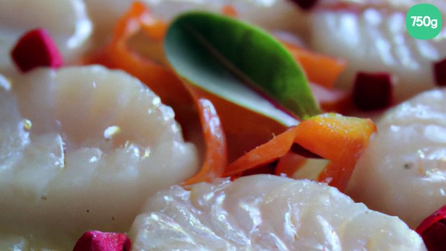 Carpaccio de Saint-Jacques aux baies roses