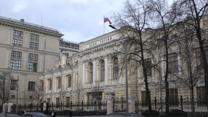 러, 기준금리 21% 유지..."인플레 압박 여전" / YTN