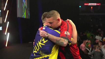 Le replay de Littler - Aspinall - Fléchettes - Premier League à Cardiff