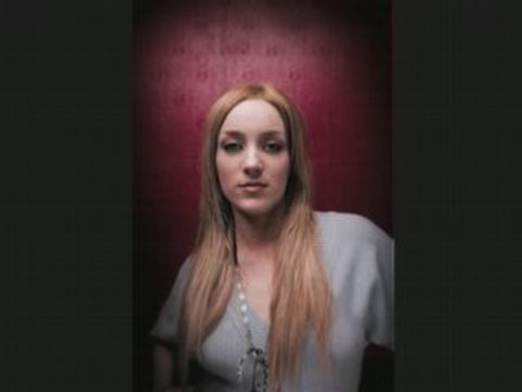 léa castel - PARTOUT