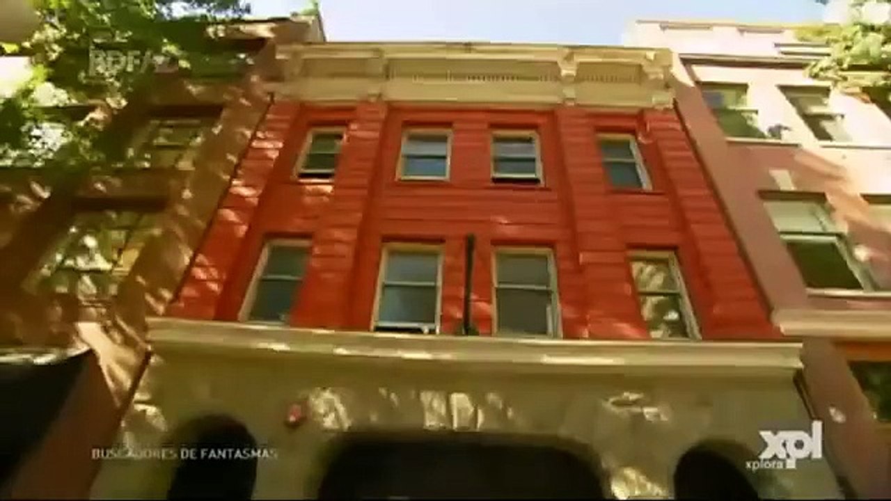 Buscadores de fantasmas S04 E14 Restaurante Pub Irlandés Kells