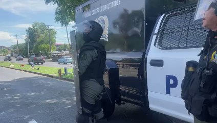 Autoridades inician investigación por incidente entre la Policía Nacional y universitarios