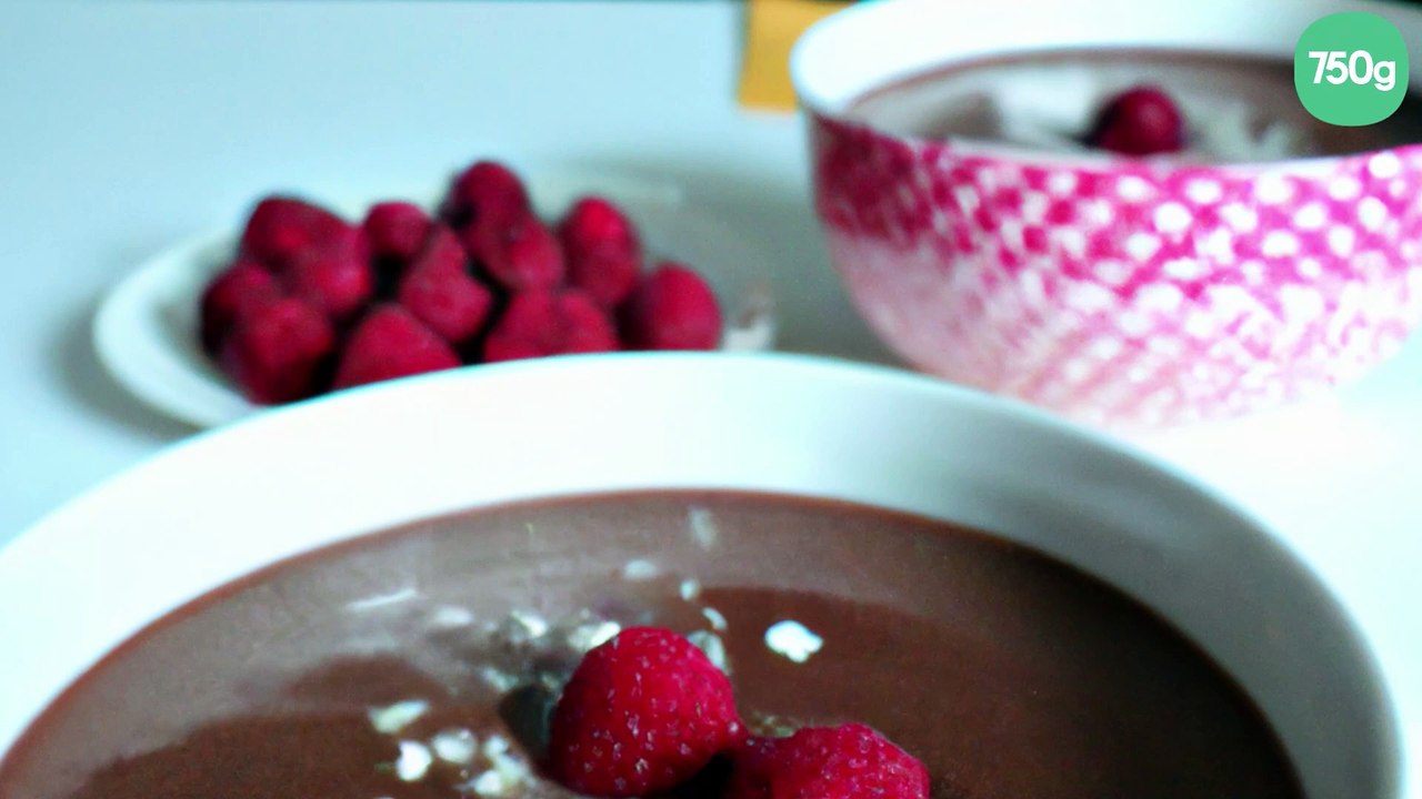 Soupe froide au chocolat et framboises
