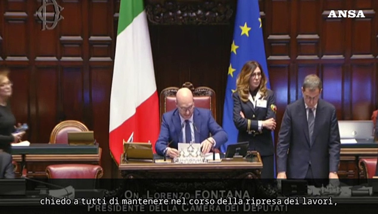Fontana: "Onoriamo chi ha combattuto per la nostra liberta'"