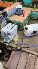 Lebih baik jalan jelek dan berlubang dari pada terjebak macet saat Delivery bibit lele