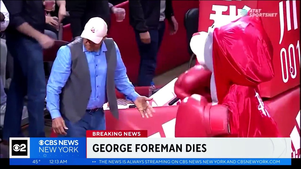 Entré dans l’histoire après sa défaite contre Mohamed Ali, l'ancien champion du monde de boxe américain, George Foreman est mort à l’âge de 76 ans