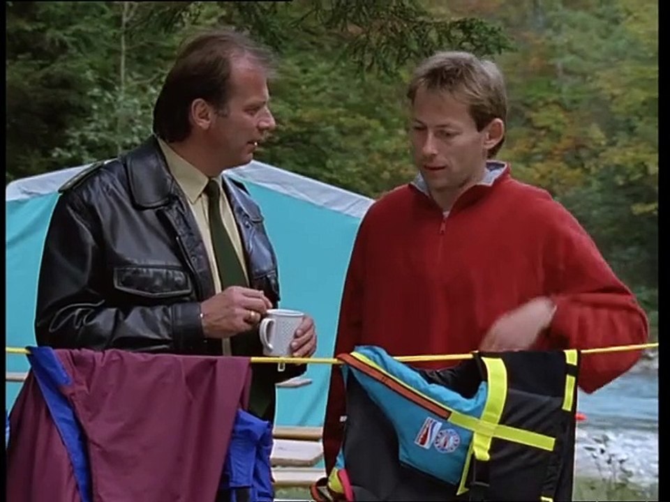 Ein Bayer auf Rügen S04E06-Wildwasser