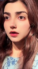 Woh... jo hansne ki aadat mein bhi, ansoo chhupa leti thi.