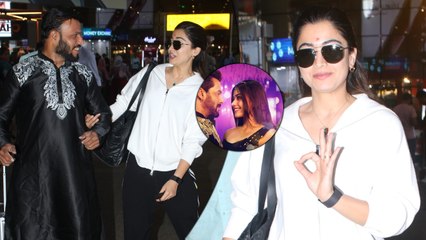 A Pap Performs The Zohra Jabeen Step For Sikandar Star Rashmika Mandanna At The Mumbai Airport!