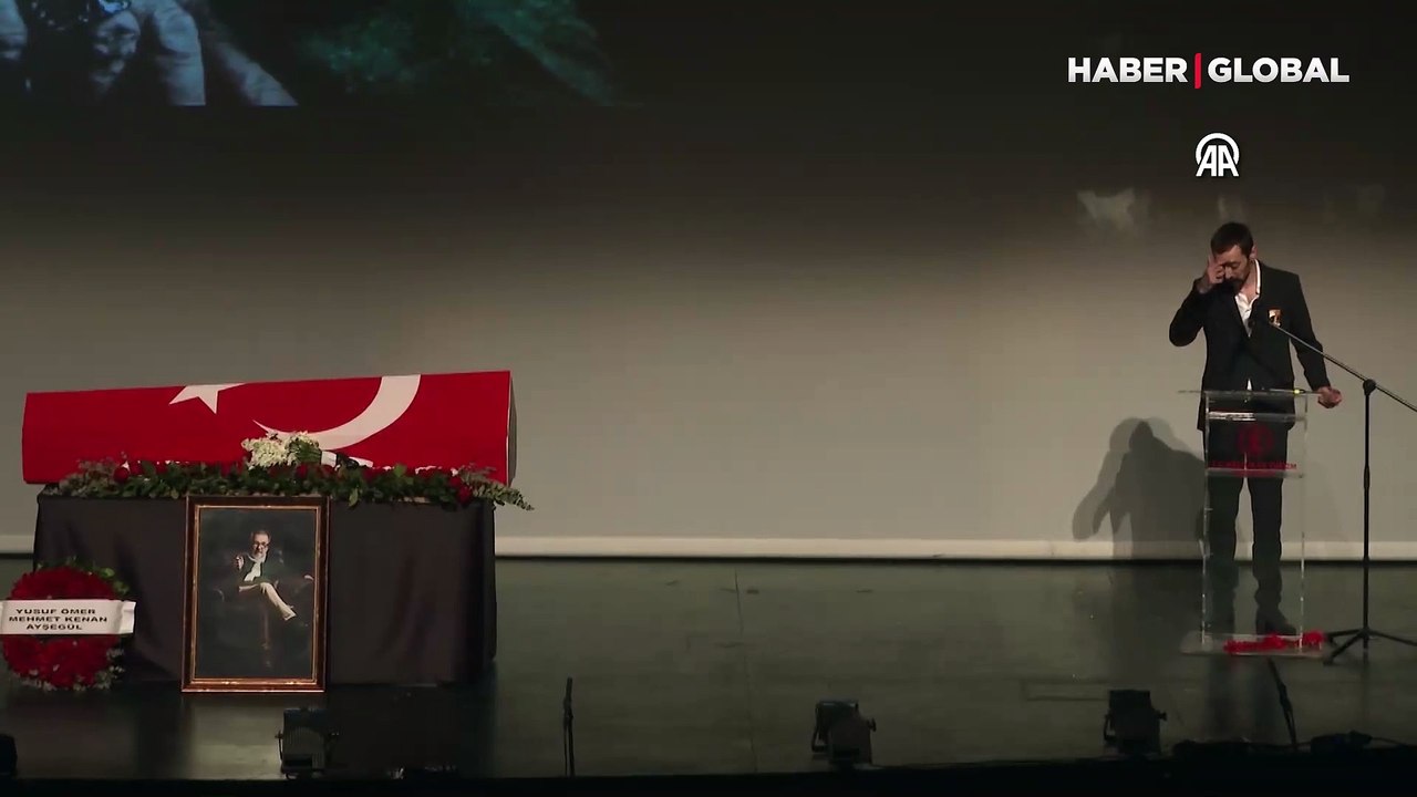 Osman Sınav için AKM'de tören düzenlendi! Oyuncular gözyaşlarını tutamadı