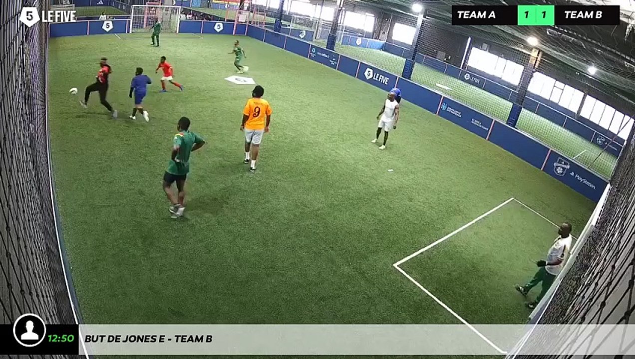 But de Jones E - Team B