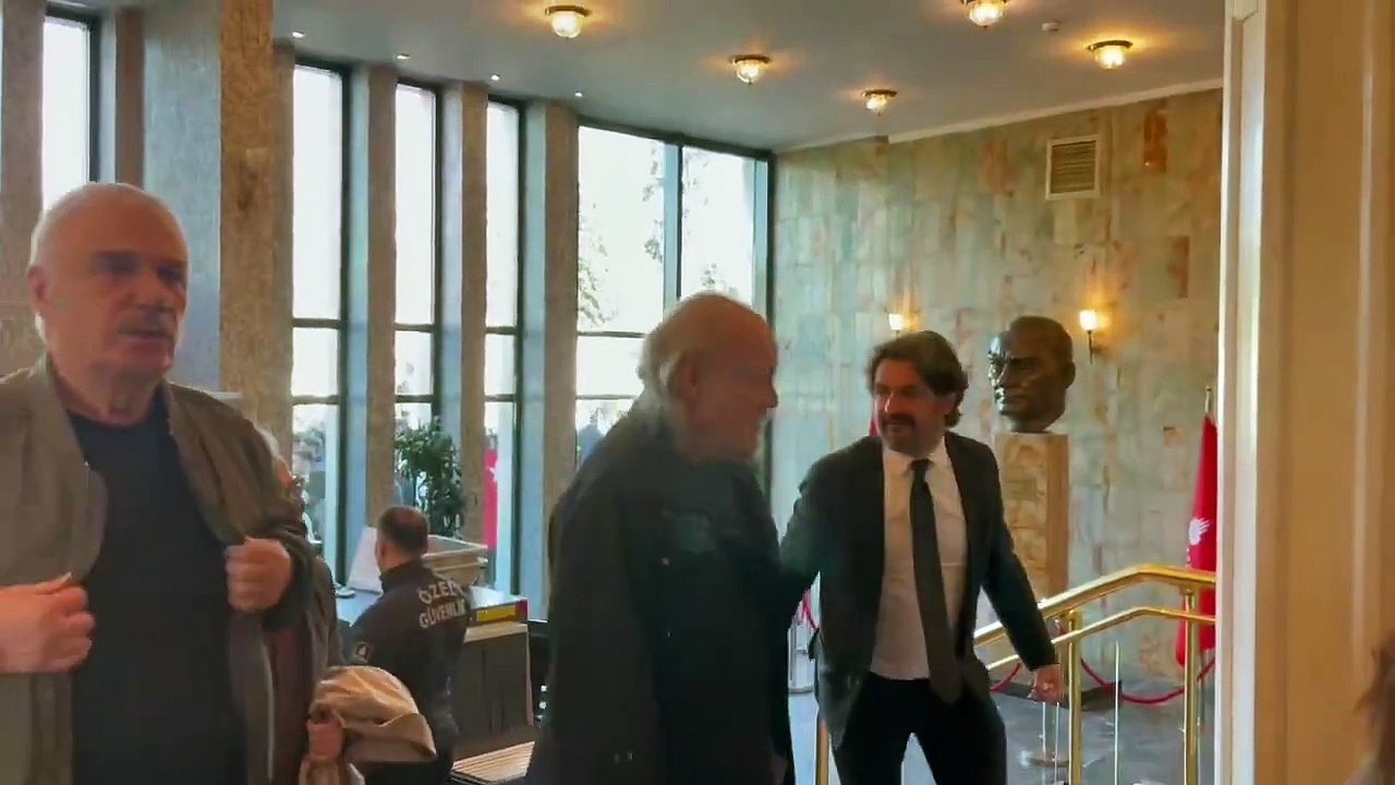 Sanatçılar Saraçhane'ye Akın Etti