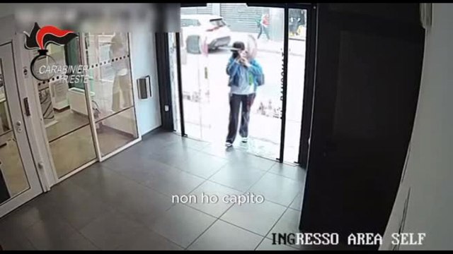 Trieste, svelate truffe agli anziani da un racket della Campania