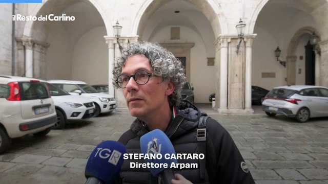 Incendio alla raffineria Api di Falconara (Ancona): la video intervista degli esperti